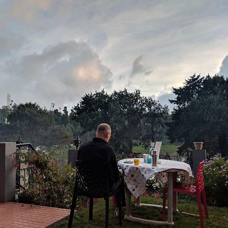 Reflections Guest House Ooty Luaran gambar